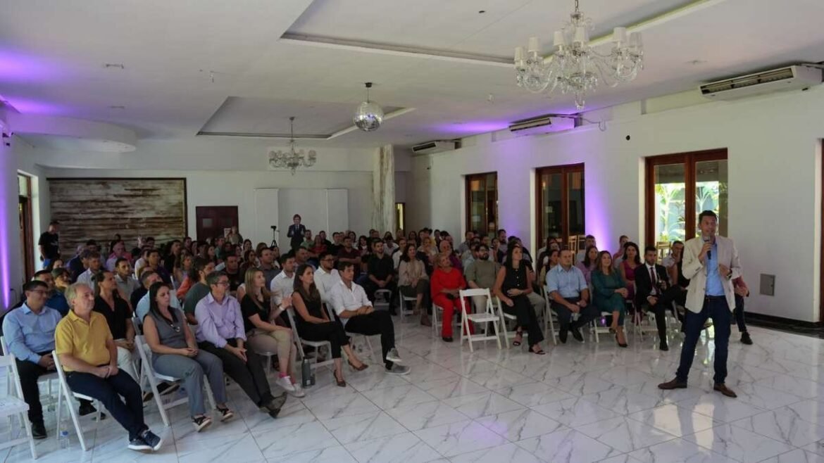 Adrián Nuñez expuso en el convite de LLA Misiones.