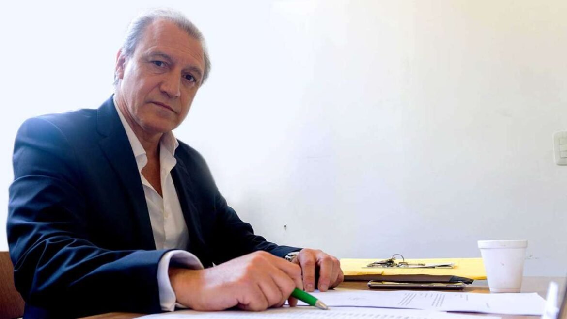 Doctor Ricardo Corral.