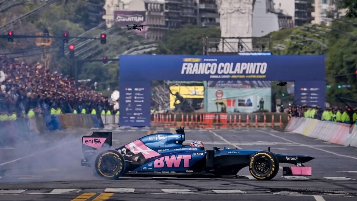 Franco Colapinto, piloto de Fórmula 1 en Buenos Aires.
