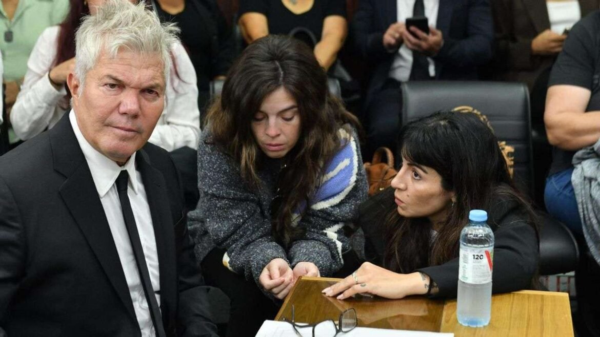 Burlando y las hijas de Maradona.