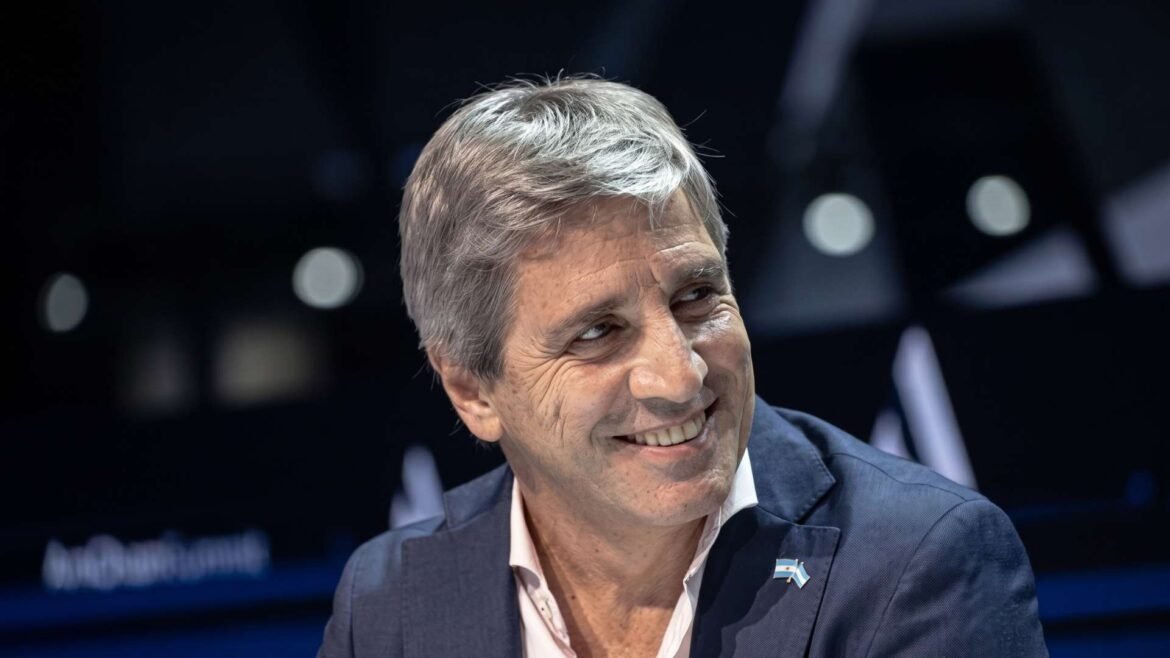 Luis Caputo, ministro de Economía.