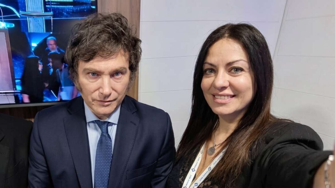 Javier Milei y Sandra Pettovello.