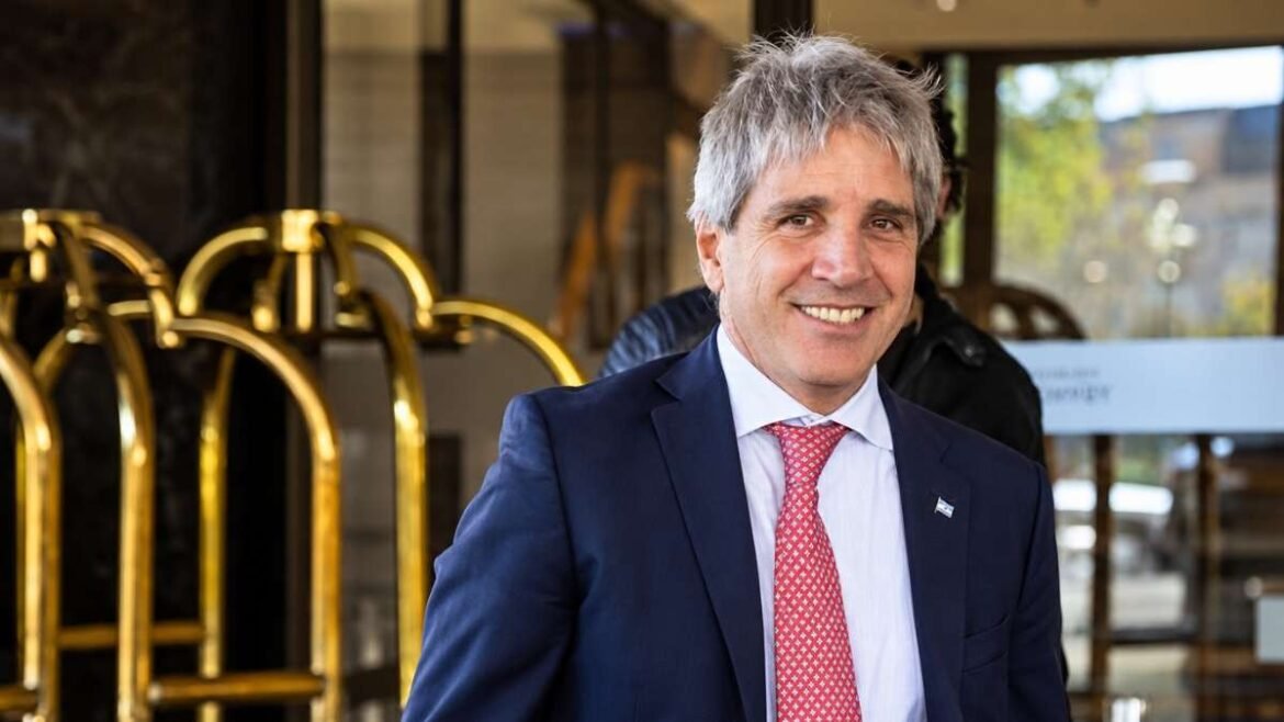 Luis Caputo, ministro de Economía.